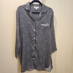 ME Makeover Essentials Black and White Casual Button Down Pajama Shirt Size L